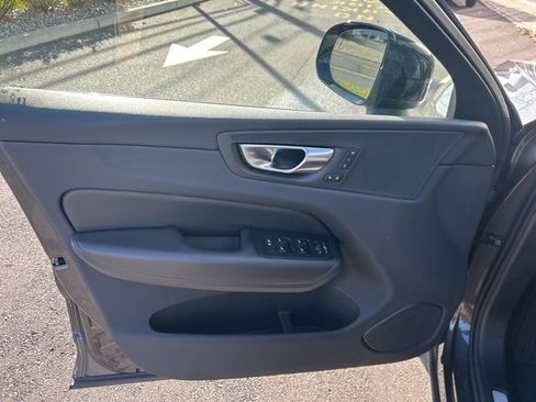 Certified 2025 Volvo XC60 B5 Plus image 16