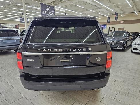Used 2018 Land Rover Range Rover HSE image 8