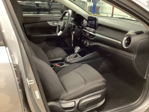 Certified 2024 Kia Forte LXS FWD image 16