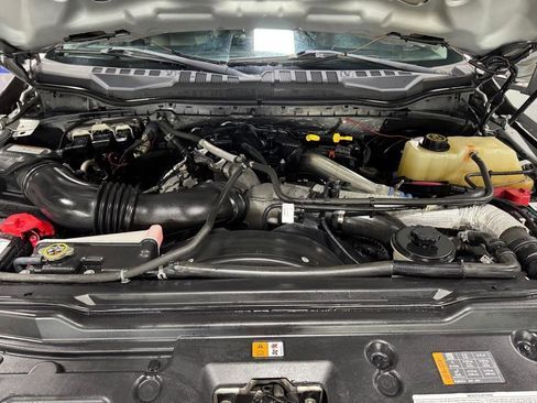 Used 2018 Ford F350 XL w/ Power Equipment Group AWD/4WD image 9