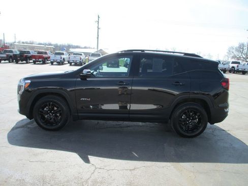 Used 2022 GMC Terrain AT4 w/ Infotainment Package II image 10