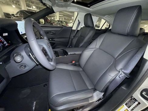 New 2025 Lexus ES 350 350 w/ Premium Package image 2
