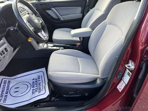 Used 2018 Subaru Forester 2.5i Premium AWD/4WD image 11