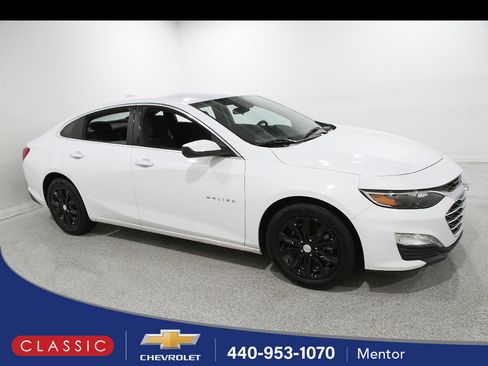 Used 2024 Chevrolet Malibu LT FWD image 1