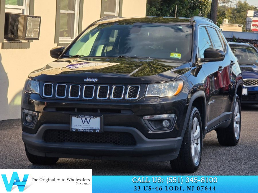 Used 2019 Jeep Compass Latitude w/ Cold Weather Group AWD/4WD image 3