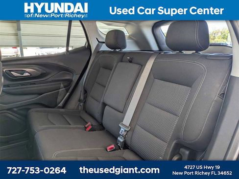 Used 2022 GMC Terrain SLE w/ Driver Convenience Package image 15