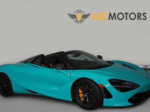 Used 2022 McLaren 720S Spider image 1