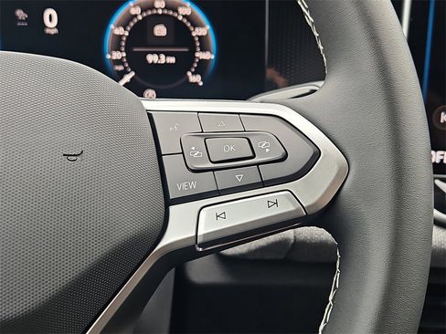 New 2025 Volkswagen Tiguan S image 13