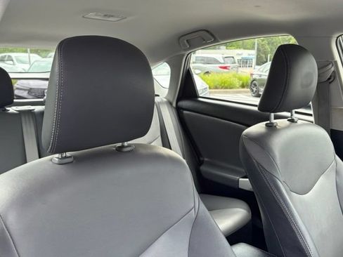 Used 2012 Toyota Prius Prime Advanced FWD image 27