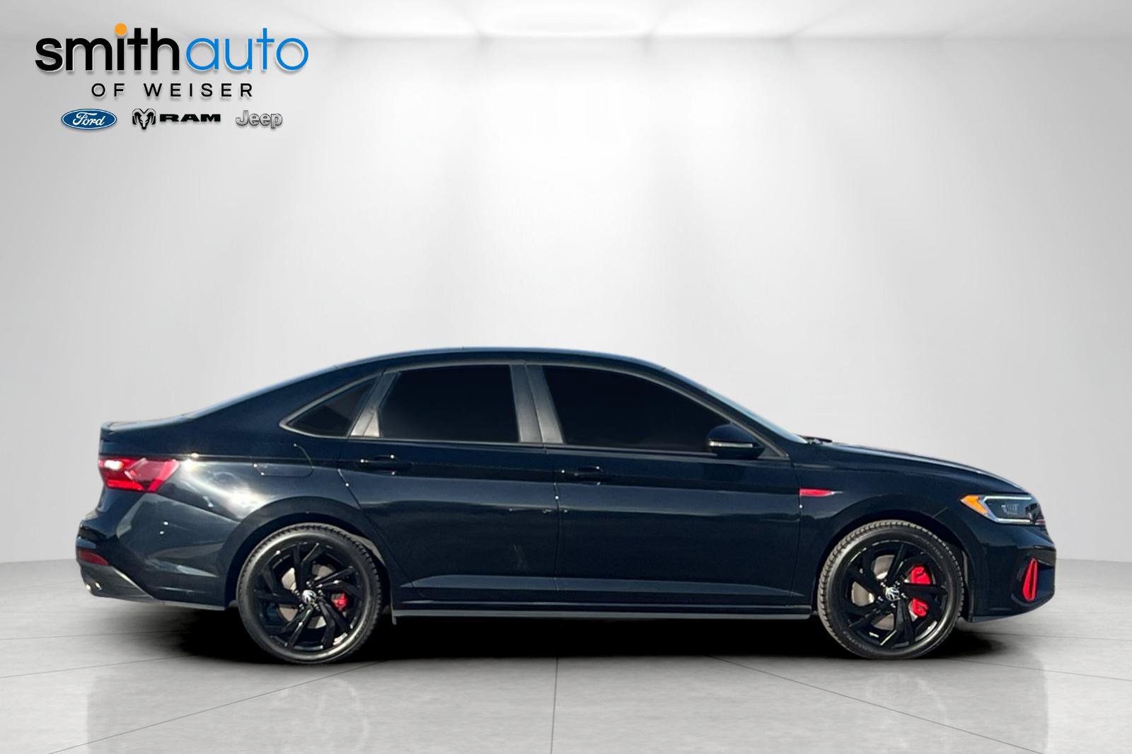 Used 2024 Volkswagen Jetta GLI Autobahn w/ GLI Black Package FWD image 3