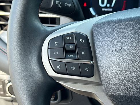 New 2025 Ford Explorer Active w/ Active Comfort Package image 40