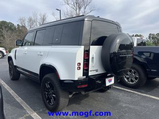 Used 2023 Land Rover Defender 110 X-Dynamic SE video 2