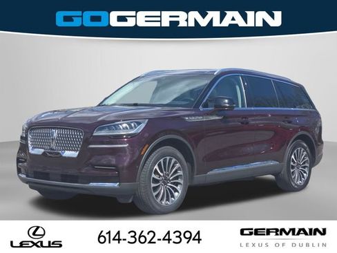 Used 2023 Lincoln Aviator Reserve w/ Equipment Group 201A AWD/4WD image 2