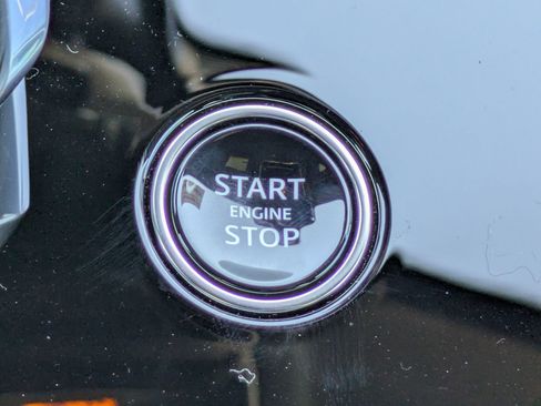 New 2026 Land Rover Range Rover Sport Dynamic SE image 17