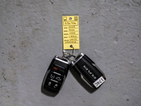 Used 2024 RAM 2500 Laramie AWD/4WD image 60