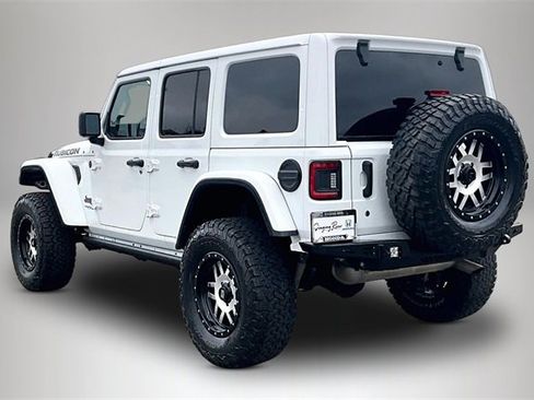 Used 2018 Jeep Wrangler Unlimited Rubicon image 4