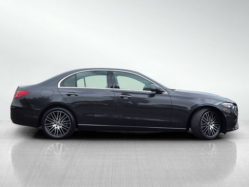 Used 2025 Mercedes-Benz C 300 Sedan image 4