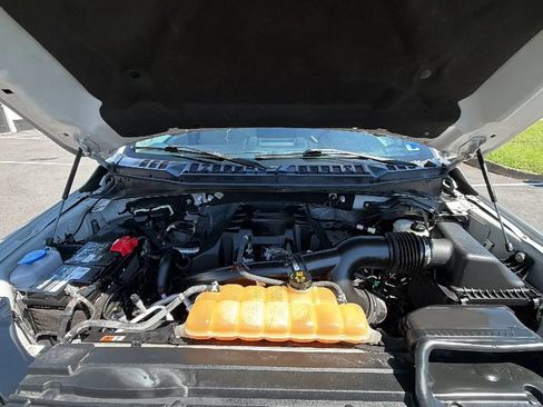 Used 2017 Ford F150 XLT AWD/4WD image 47