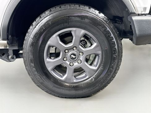 Used 2025 Ford Bronco Big Bend image 11