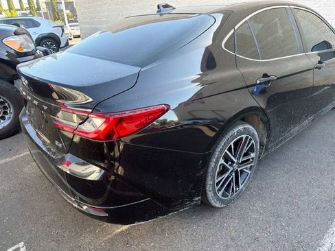 Used 2025 Toyota Camry XLE w/ Premium Package FWD image 7