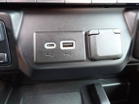 Used 2021 Chevrolet Silverado 1500 LTZ w/ Safety Package II AWD/4WD image 20