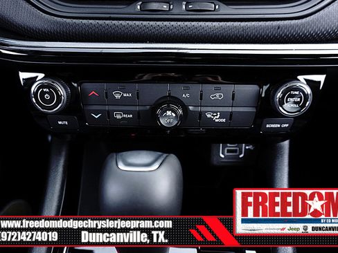 New 2026 Jeep Compass Latitude image 23