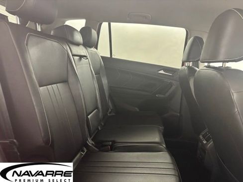 Used 2023 Volkswagen Tiguan SE image 13