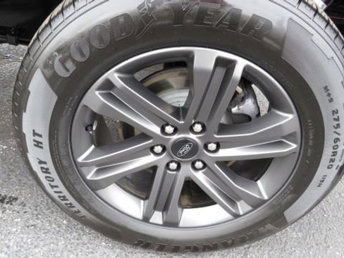 Certified 2023 Ford F150 XLT w/ Equipment Group 302A High image 30