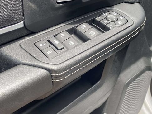 New 2026 RAM 2500 Big Horn AWD/4WD image 15