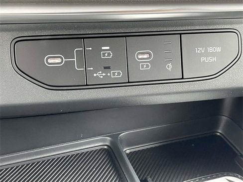 New 2026 Kia Carnival SX image 40