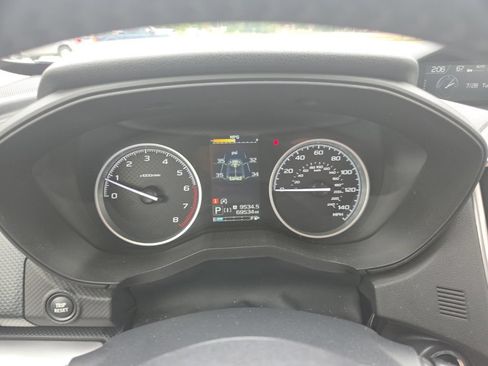 Used 2020 Subaru Forester Premium AWD/4WD image 16