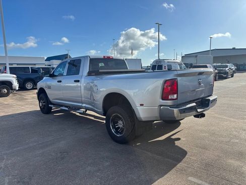 Used 2018 RAM 3500 Tradesman w/ Chrome Appearance Group AWD/4WD image 7
