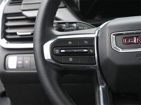 Certified 2025 GMC Acadia Elevation image 32