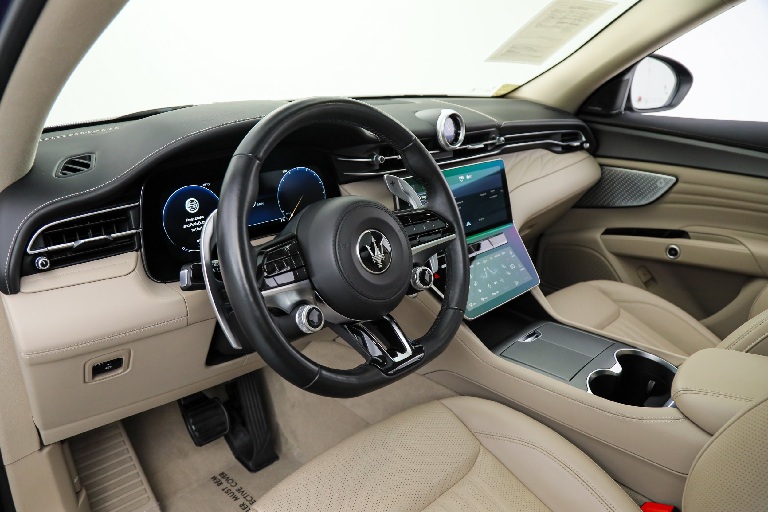 Certified 2023 Maserati Grecale GT AWD/4WD image 15