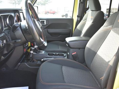 Used 2023 Jeep Gladiator Mojave w/ Trailer Tow Package image 15