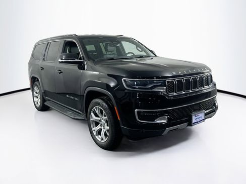 Used 2022 Jeep Wagoneer Series II image 3