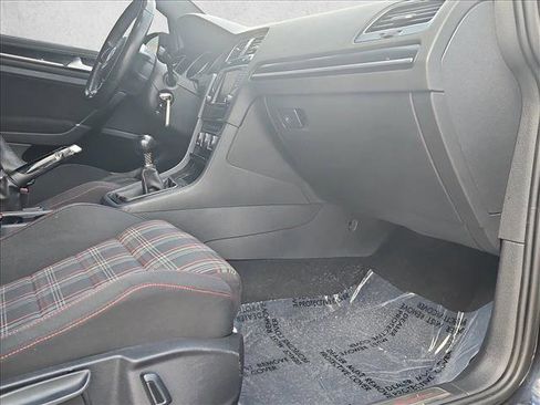 Used 2016 Volkswagen GTI S image 22