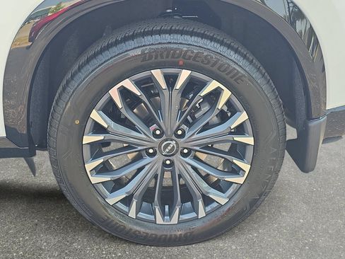 New 2026 Nissan Rogue Platinum w/ Platinum Premium Package AWD/4WD image 32