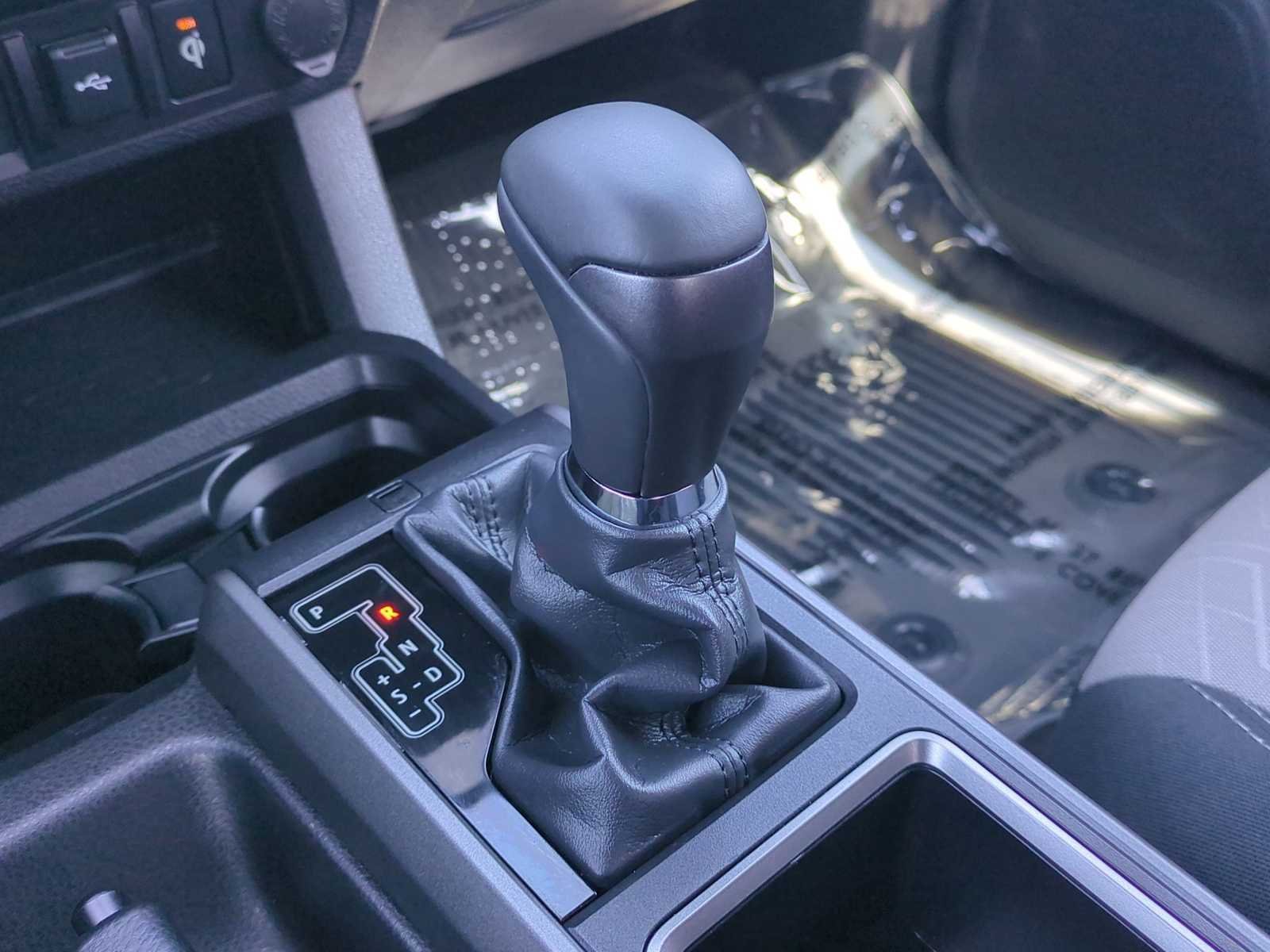 Used 2022 Toyota Tacoma TRD Sport w/ TRD Premium Sport Package RWD image 22