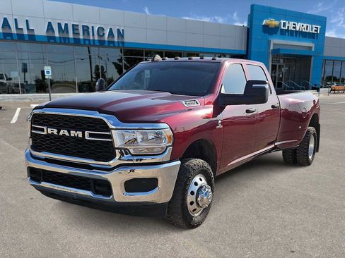 Used 2024 RAM 3500 Tradesman w/ Chrome Appearance Group AWD/4WD image 1