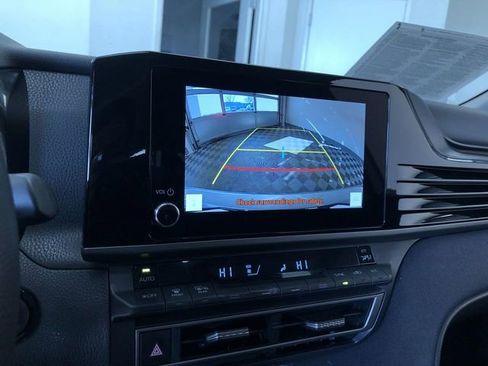 Certified 2025 Toyota Camry LE image 28