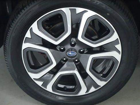 Certified 2024 Subaru Ascent Limited AWD/4WD image 12