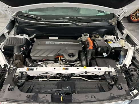 Used 2018 GMC Terrain SLT w/ Infotainment Package II image 28