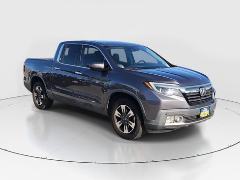 Used 2017 Honda Ridgeline RTL-E image 3