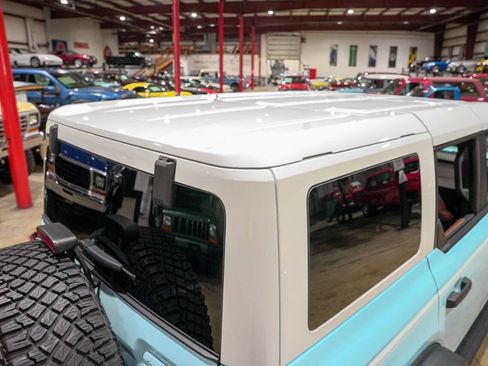 Used 2023 Ford Bronco Heritage Edition AWD/4WD image 37