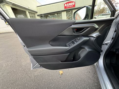 Used 2025 Subaru Impreza 2.0i image 17