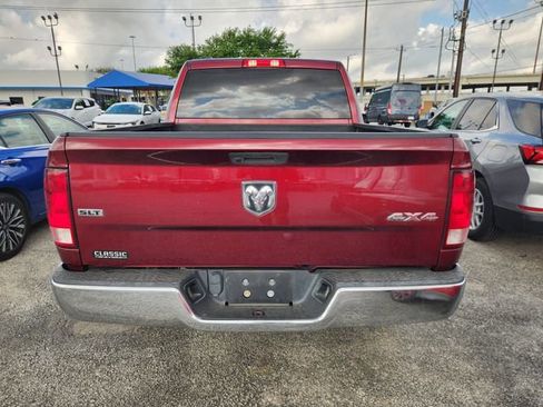 Used 2021 RAM 1500 Classic SLT image 5