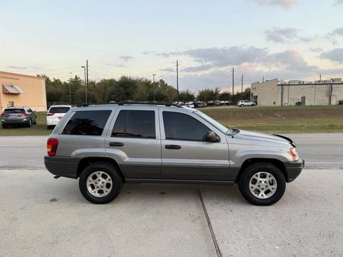Used 2002 Jeep Grand Cherokee Laredo image 5