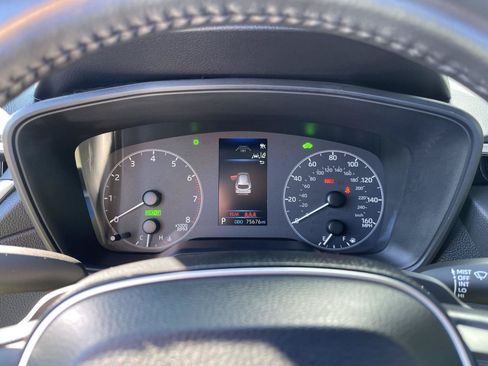 Used 2023 Toyota Corolla Cross AWD Hybrid image 22