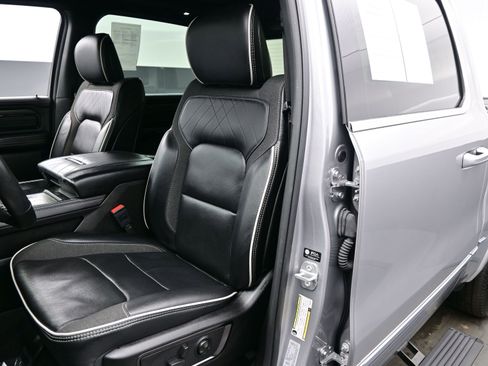 Used 2025 RAM 1500 Limited AWD/4WD image 12